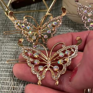 #22 Set of 2 NWOT Sparkly Bling Butterly Barrettes